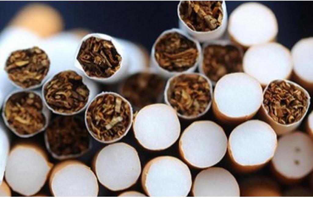 Pansus Keukeuh Larang Swalayan Jual Rokok