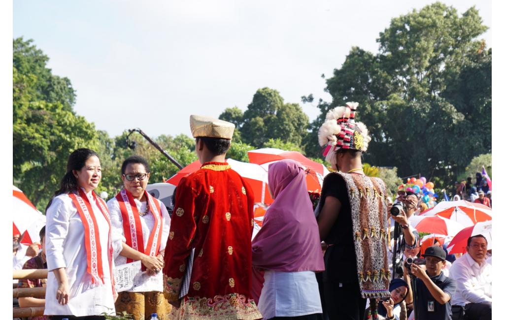 Penyerahan 11.000 surat dukungan untuk Presiden Aksesi FCTC