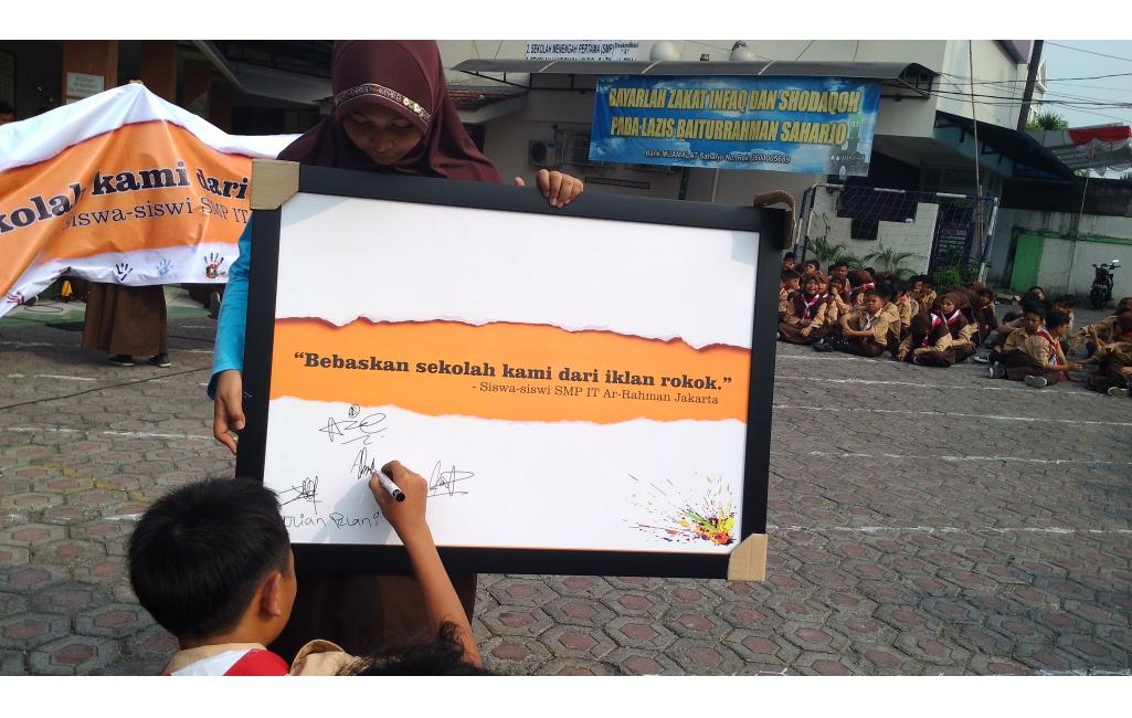 Iklan Rokok Masih Banyak di Jakarta