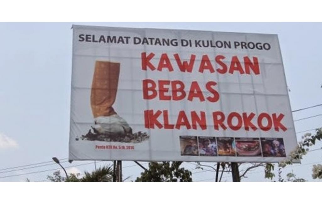 Tegakkan Perda KTR, Pemerintah Daerah Ini Babat 1.977 Iklan Rokok