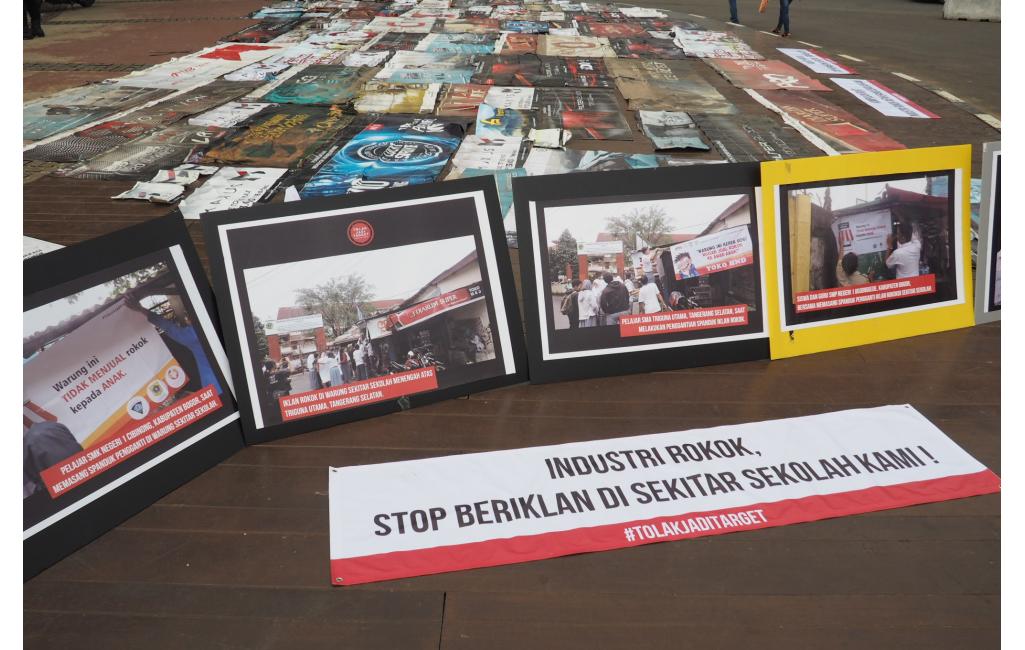 5 Perusahaan Rokok Sengaja Pasang Iklan di Sekitar Sekolah