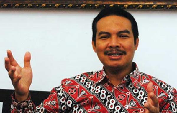 Cara Bupati Kulon Progo Kendalikan Rokok