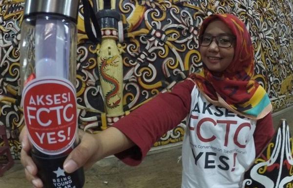Aksi Pungut Puntung Rokok Warnai Kampanye FCTC di Samarinda