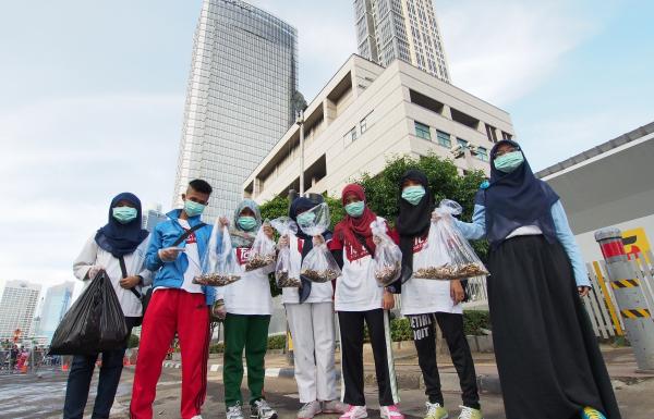 Aksi Kreatif: Pungut Puntung Rokok